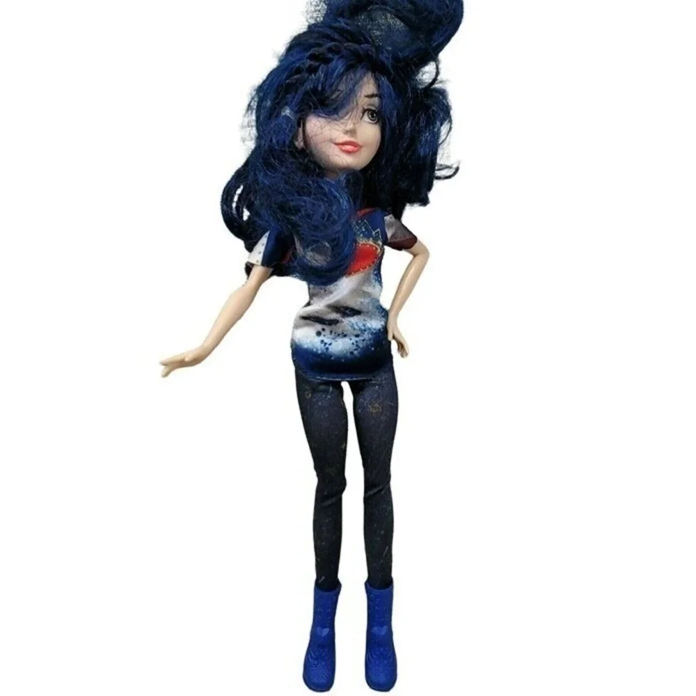 Disney Descendants Evie Doll‎ Blue Hair Fashion Outfit Boots Isle of the Lost